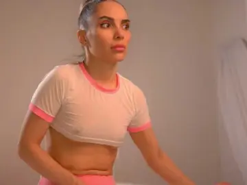 Bongacams Sex Cam of MilaMayy