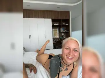 Bongacams Nude Webcam of Twins666