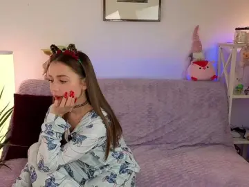 Bongacams Sex Chat of MaybeBabeTV