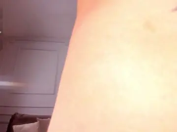 Bongacams Free Porn Cam of MeganCross