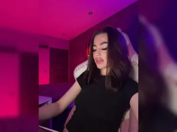 Bongacams Free Porn Cam of HotGirlEva
