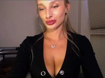 Bongacams Watch Live Sex Cams of MarilynShow