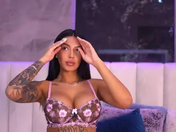 Bongacams Watch Live Sex Cams of AishaDevoe