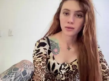 Bongacams Sex Cam of RevySadashiTrue