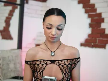 Bongacams Free Porn Cam of MaraJolie