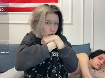 Bongacams Watch Live Sex Cams of VeryRareTwins