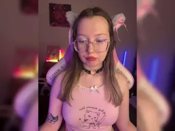 Bongacams Best live sex cam show of henby-streams