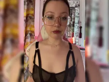 Bongacams Sex Cam of henby-streams