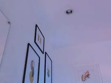 Bongacams Live Sex Cam of cutepetitee