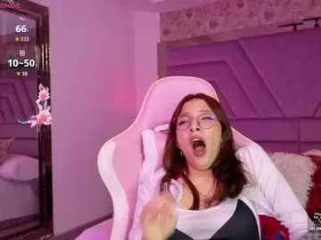Bongacams Watch Live Sex Cams of LiaWest