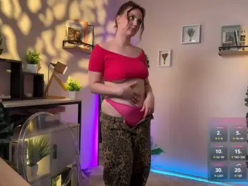 Bongacams Watch Live Sex Cams of LelaRyann