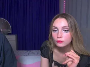 Bongacams Adult Webcam of hollyJoys