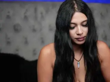 Bongacams Watch Live Sex Cams of GiuliaSya