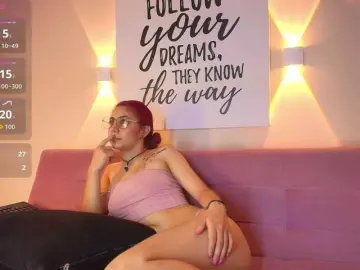 Bongacams Sex Chat of CaseyDevon