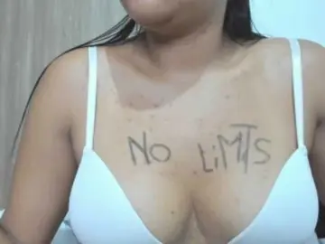 Bongacams Best live sex cam show of verenicehotx
