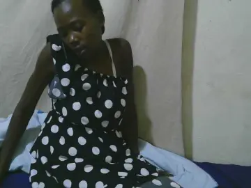 Bongacams Watch Live Sex Cams of queen-slender