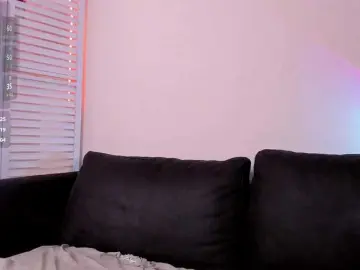 Bongacams Free Porn Cam of Rin-Skylar