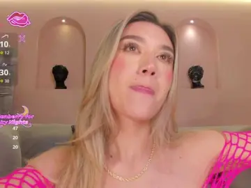 Bongacams Nude Webcam of RebeccaHudson