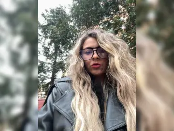 Bongacams Live Sex Cam of ProseccoMood