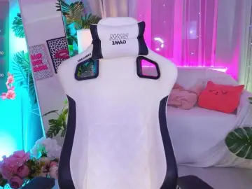 Bongacams Best live sex cam show of CrazyWine