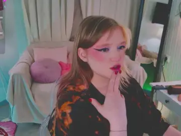 Bongacams Sex Cam of CrazyWine