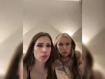Bongacams Private Sex Chat of serotoninnn1