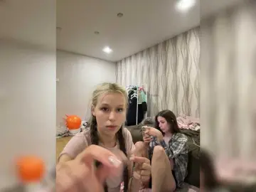 Bongacams Private Sex Chat of serotoninnn1