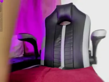 Bongacams Free Porn Cam of crystal-burbano