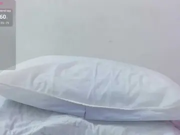 Bongacams Watch Live Sex Cams of yourcuteneighbourr