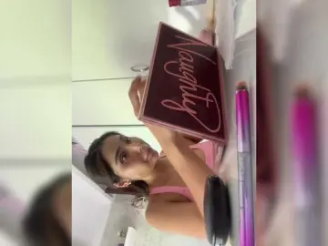 Bongacams Private Sex Chat of SallyeLeins