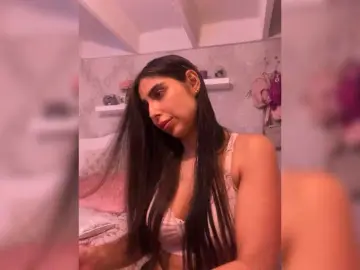 Bongacams Free Live Porn of SallyeLeins