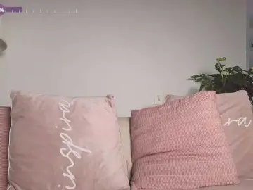 Bongacams Live Porn of SallyeLeins