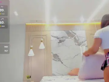 Bongacams Free Live Porn of LittleToxic