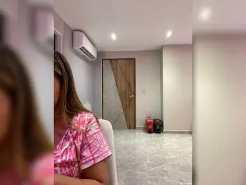 Bongacams Adult Webcam of LittleToxic