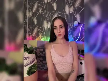 Bongacams Watch Live Sex Cams of SweetPussies