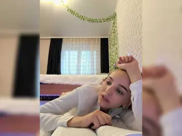 Bongacams Watch Live Sex Cams of GORIGLAZ