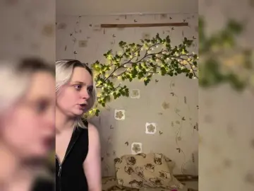 Bongacams Free Porn Cam of BellaAndAlice