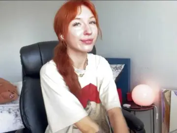 Bongacams Live Sex Cam of LillyMays