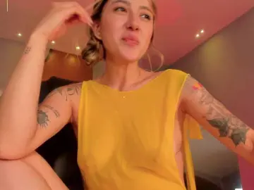 Bongacams Sex Cam of EveBenson