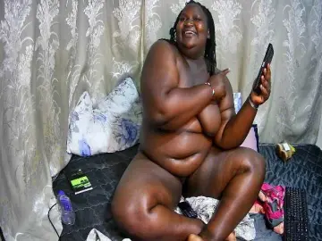 Bongacams Watch Live Sex Cams of chubby-cherry