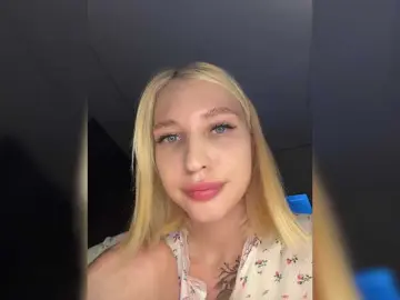 Bongacams Nude Webcam of KettyPretty25