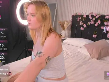 Bongacams Private Sex Chat of Essie-Fanning