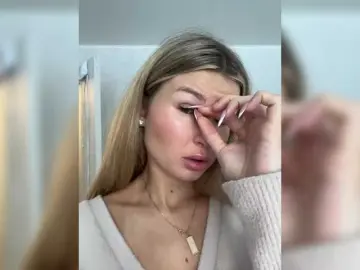 Bongacams Live Sex Cam of GiaVibey