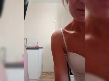 Bongacams Free Live Porn of businka11223a