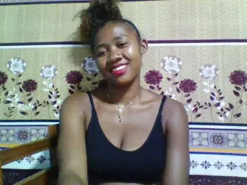 Bongacams Free Live Porn of Reliane12