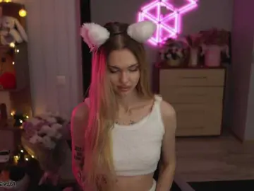 Bongacams Watch Live Sex Cams of ManiFreyja