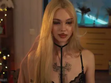 Bongacams Nude Webcam of ManiFreyja