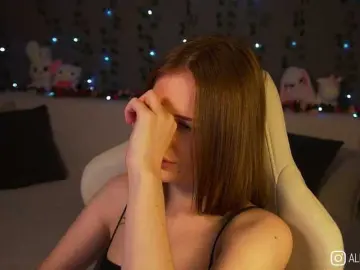 Bongacams Sex Cam of 1-Babyfox
