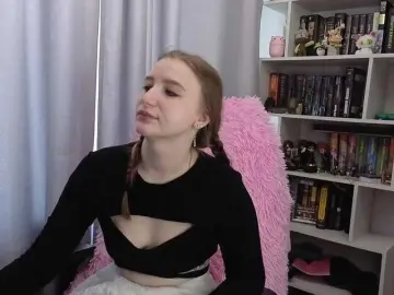 Bongacams Free Live Porn of LillyFan-X