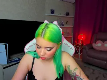 Bongacams Live Sex Cam of FunnyVibe